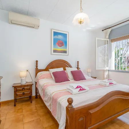 Villa Apart-rent Llobregat 0108 *