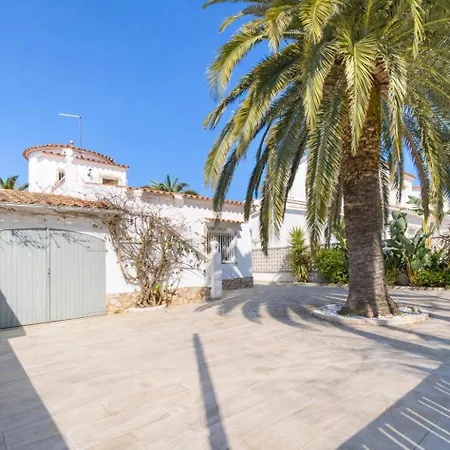 Villa Apart-rent Llobregat 0108 Ampuriabrava